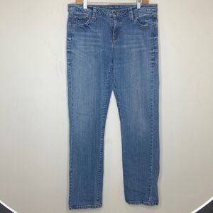 Garnet Hill Women’s Medium to Light Wash Straight Leg Jeans, Size-12